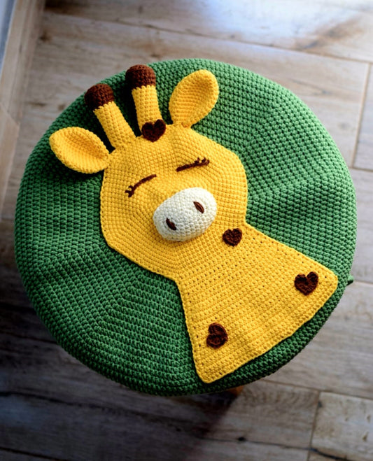 Dotty The Giraffe - Chair Cover